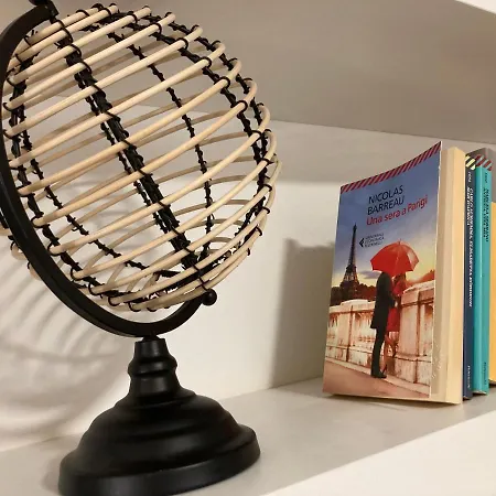 公寓 Un Mare Di Libri -